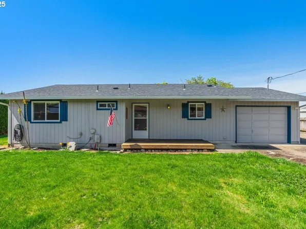 718 N Molalla Ave, Molalla, OR 97038