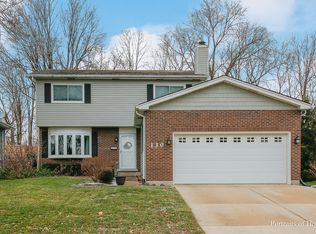 130 E Windsor Ave, Lombard, IL 60148