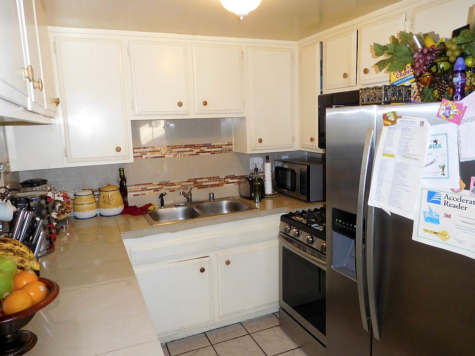 2nd image of 3050 S Bristol St #146