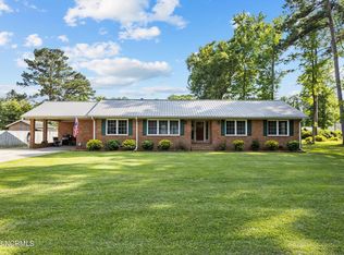 104 Knight St, Washington, NC 27889