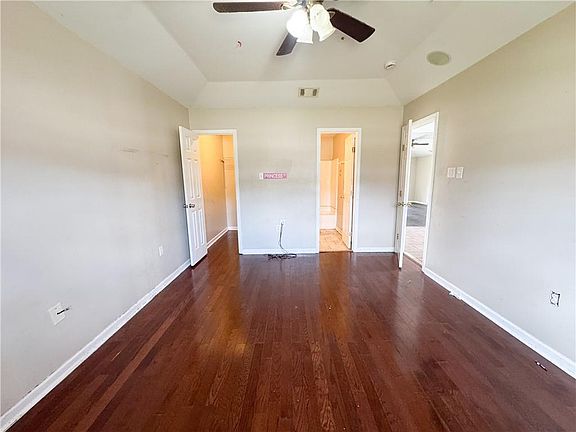 5th image of 7596 Morel St