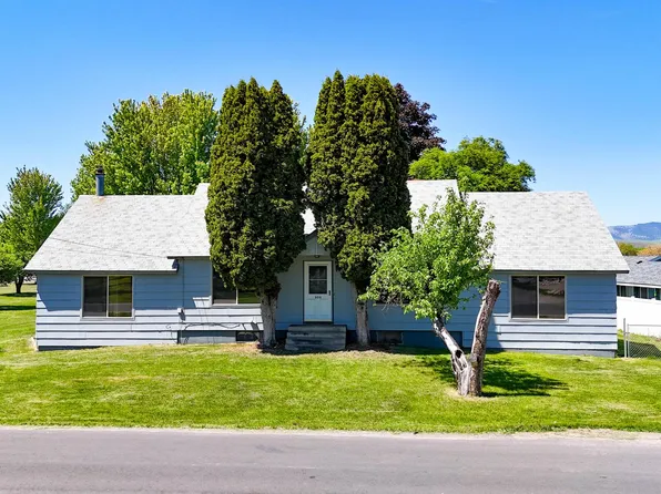 906 11th St E, Polson, MT 59860