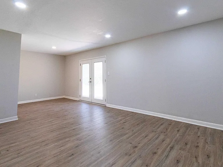 1608 Norman St — Photo 17