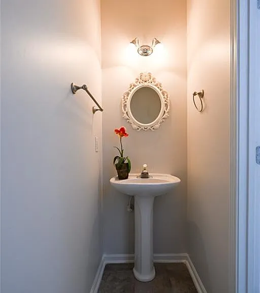 1570 Swan Valley Ct — Photo 19