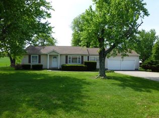9760 Blandville Rd, West Paducah, KY 42086