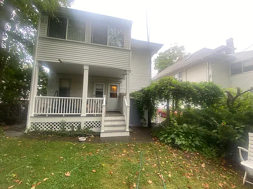 814 Belmont St #1 Photo 1