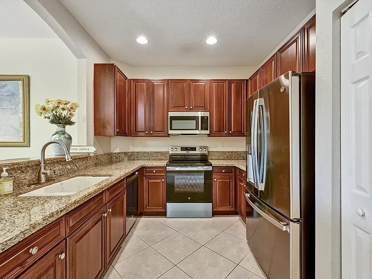 4870 Bonsai Cir #100 — Photo 10