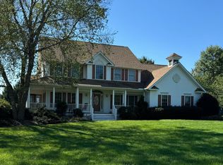 3299 Rolari Dr, Taneytown, MD 21787