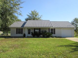 606 Emanuel Church Rd, Brunswick, GA 31523