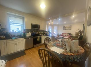 22 Rice St #1, Cambridge, MA 02140