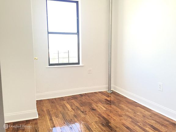 3rd image of 4546 49th St APT 5F