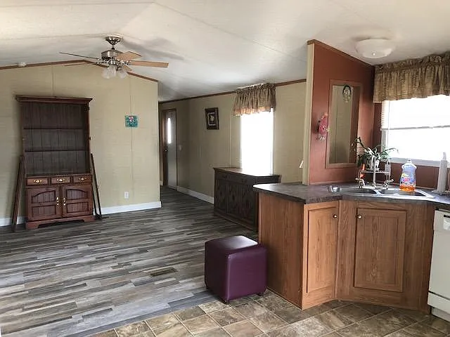 2800 Veterans Blvd #107 — Photo 3