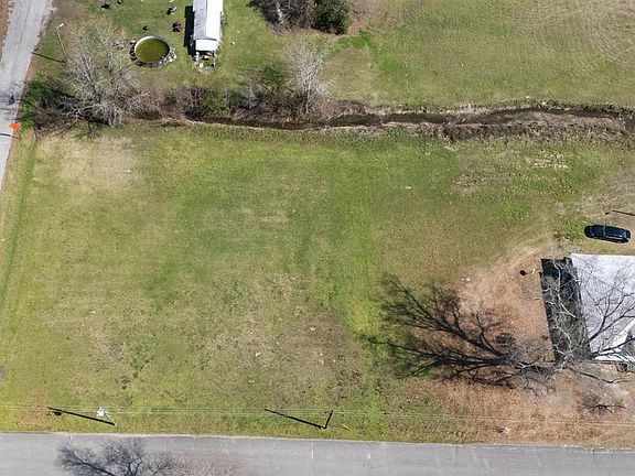 2nd image of 205 S Kemper St