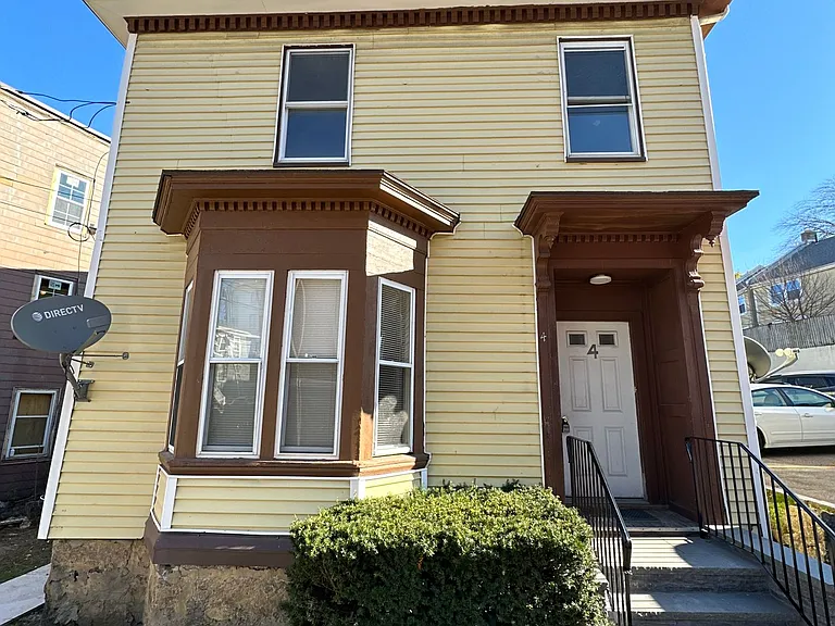4 Fountain St — Photo 1