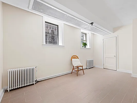 Rented by Ivey North LLC | media 4