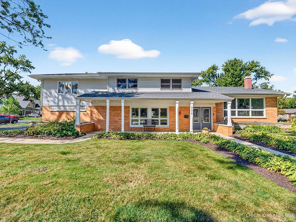 1st image of 225 Elmwood Dr