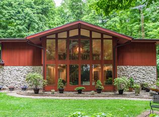 4688 Old Mill Rd, Springfield, OH 45502