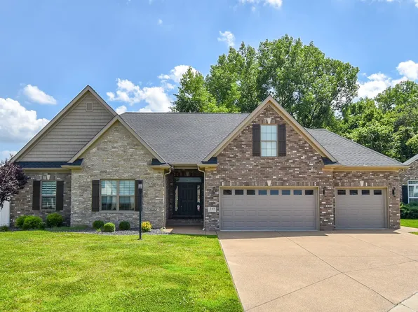 349 Edgewater Dr, Newburgh, IN 47630