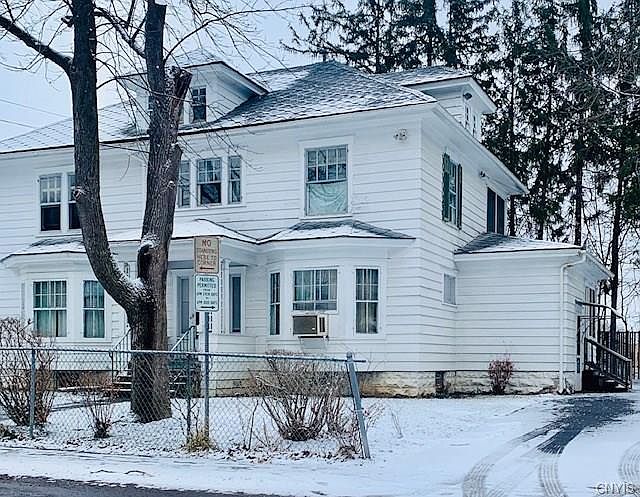 2nd image of 1321 S Avenue & Rockland Ave
