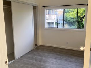 929 Hala Dr, Honolulu, HI 96817