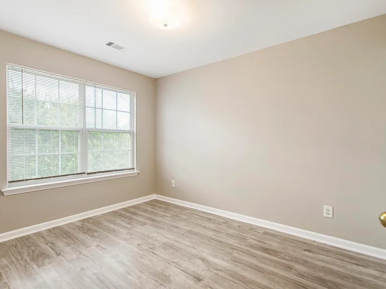 6352 Hickory Lane Cir — Photo 31