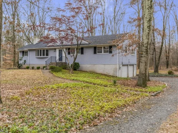 13 Indian Rock Rd, Warren Twp., NJ 07059