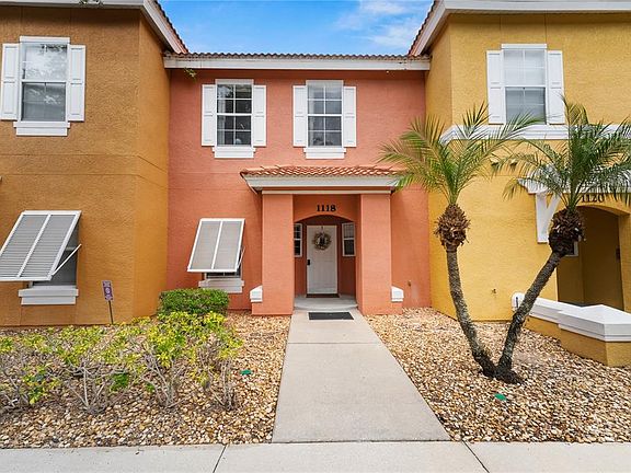 3rd image of 1118 Park Ridge Cir