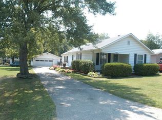 1719 McDonald Ln, New Albany, IN 47150