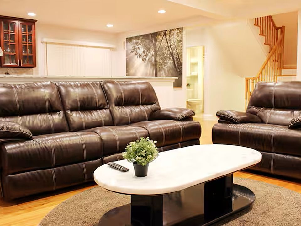 1st image of 12 Newhall St