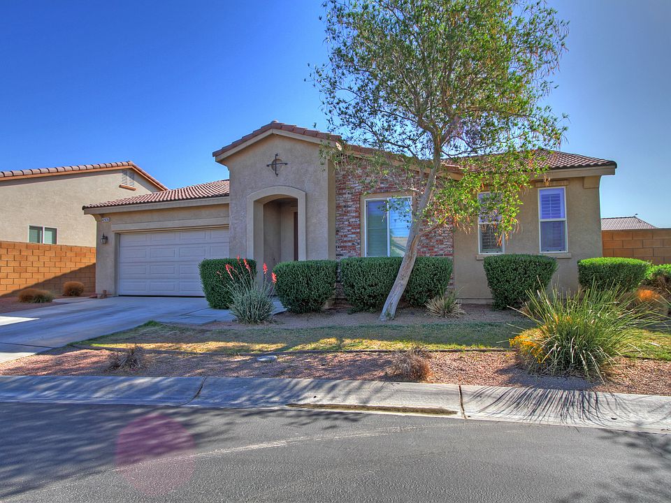 1st image of 42826 La Danza Ct
