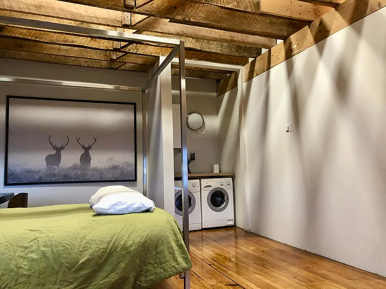 219 Maple St S #1 — Photo 5