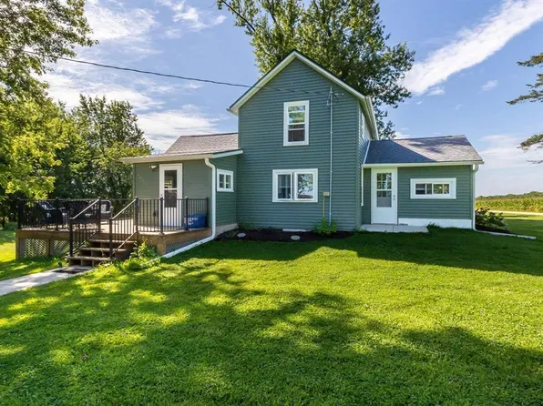 6436 Pine Ln, Platteville, WI 53818