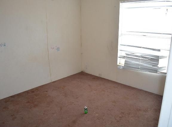 5th image of 12096 N Boyle Ln