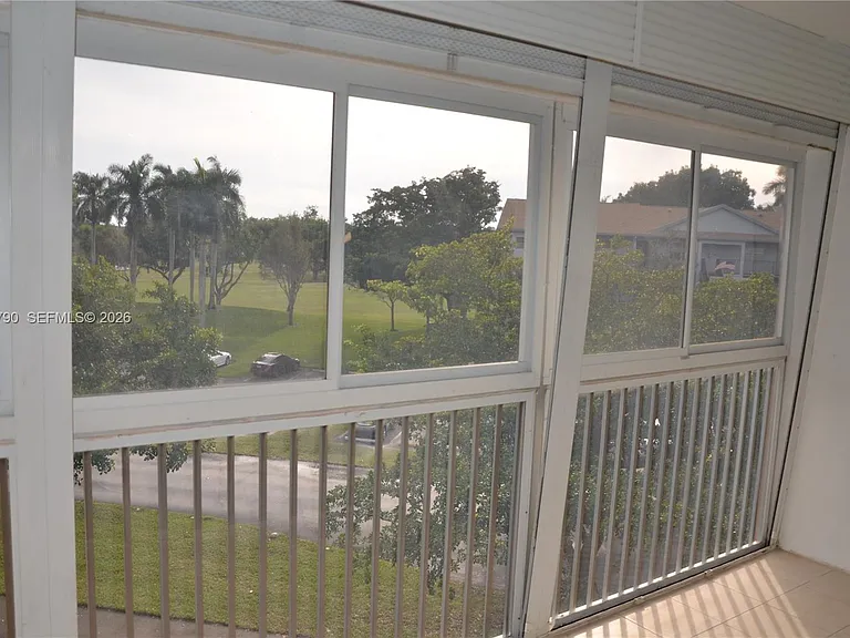 12600 SW 5th Ct #415L — Photo 4