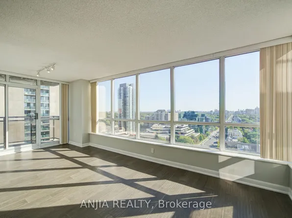 33 Sheppard Ave E #2010, Toronto, ON M2N 7K1