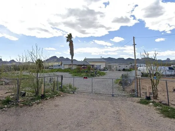 1097 S Dugas Rd, Golden Valley, AZ 86413