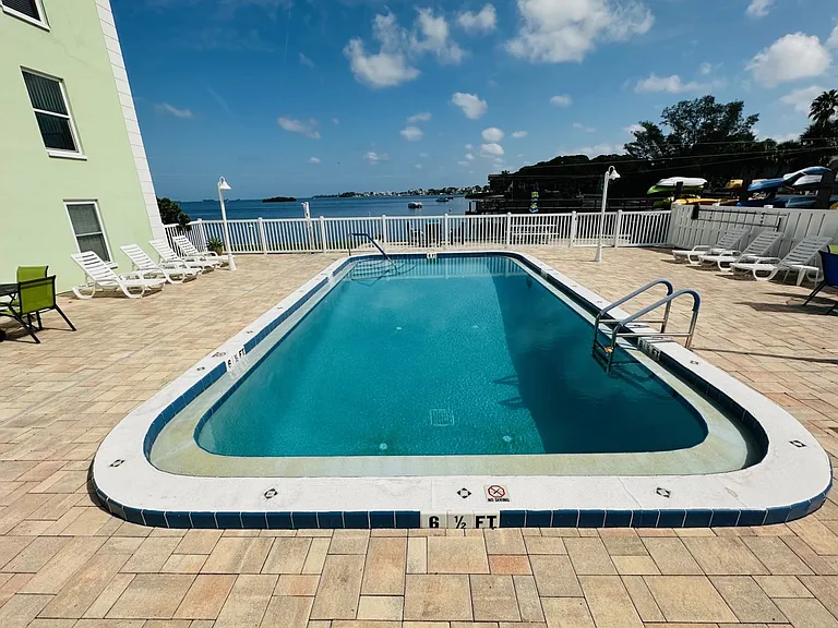 464 N Paula Dr #316 — Photo 35