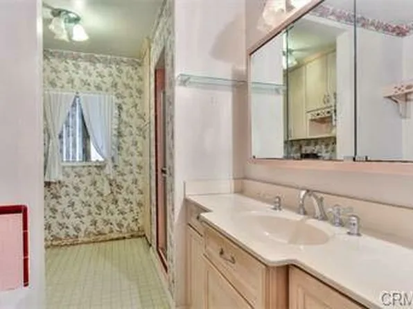 1016 N Ogden Dr, West Hollywood, CA 90046