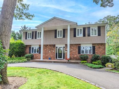 36 Southwick Court S, Plainview, NY, 11803