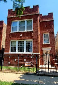 6011 S Troy St, Chicago, IL, 60629