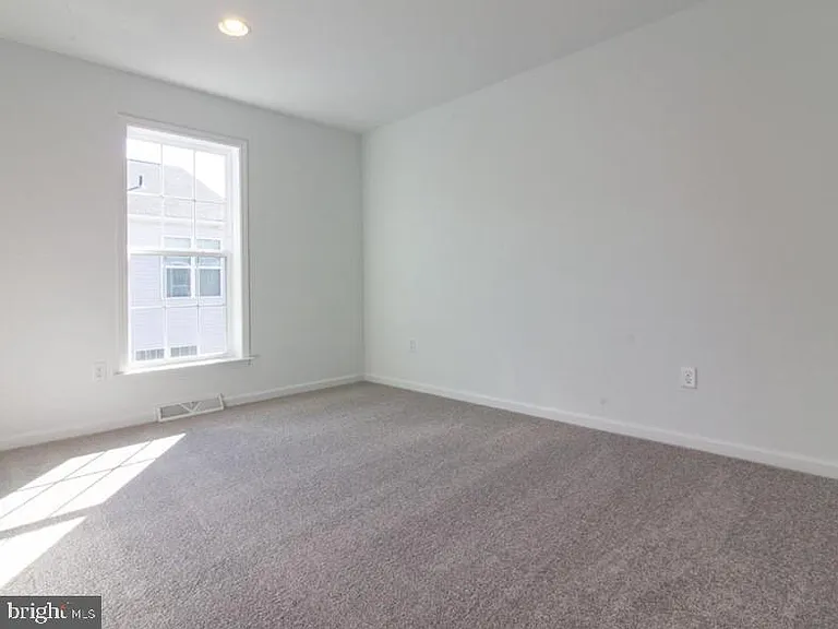 3251 Mateer Ln — Photo 22