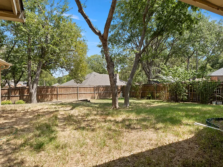 3715 Dahlia Dr — Photo 15