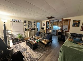 202 N 5th St #202, Delavan, WI 53115