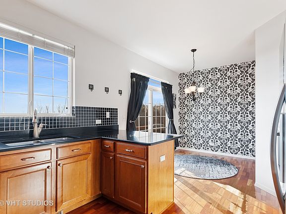5th image of 1607 Station Park Dr