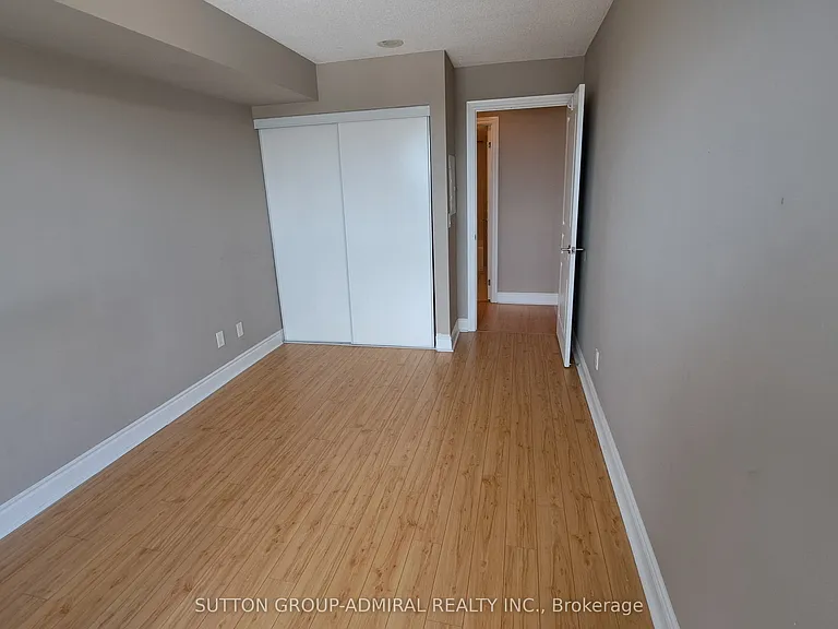 7 N Park Rd #1712 — Photo 12