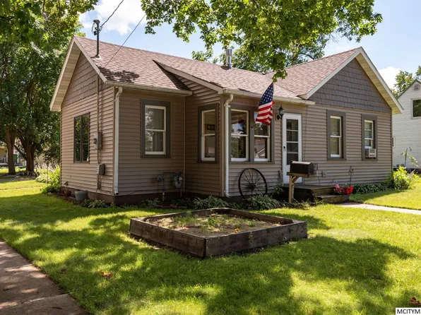 1007 3rd Ave S, Northwood, IA 50459