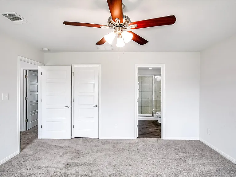 100 Earl Keen St — Photo 18