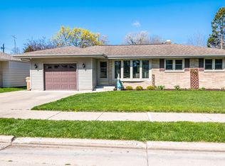 7712 9th Ct, Kenosha, WI 53143