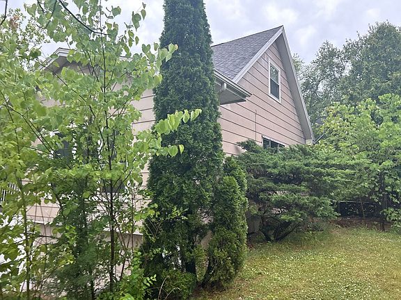2nd image of 221 Kurlene Dr