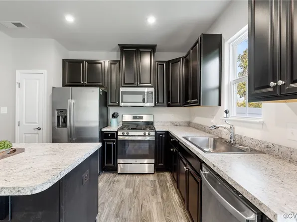 2826 Mary Alice Ln, Richmond, VA 23223